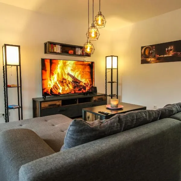 Moderne FeWo, nähe Bahnhof, Terrasse Burgblick, Boxspringbett, Waschtrockner，位于布莱的酒店