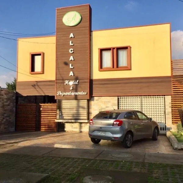 Hostal Alcala，位于特木科的酒店