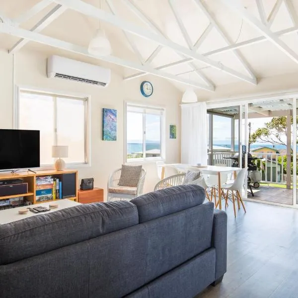 Seahaven - Pet Friendly with Ocean Views- 2 Mins to Beach，位于克拉龙的酒店