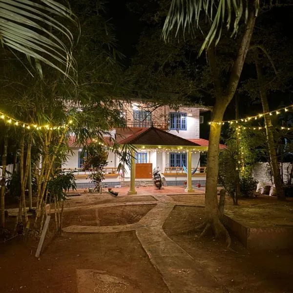 Barefoot Hostels, Varkala，位于瓦尔卡拉的酒店