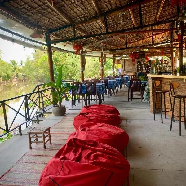 Song Ngư Pisces Homestay，位于Ấp Nhơn Bình的酒店