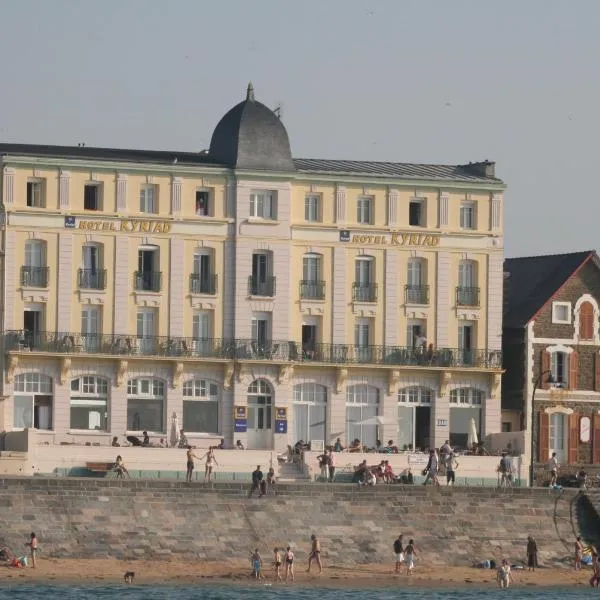 基里亚德圣马洛中心海滩酒店，位于Port Blanc的酒店