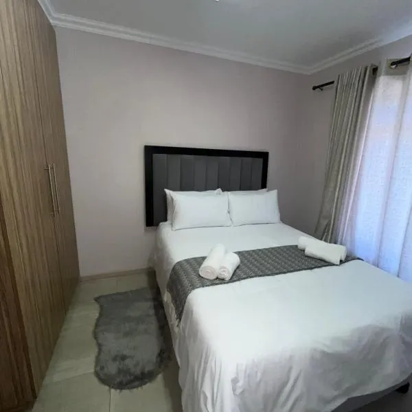 Vigne Palm Inn apartment，位于Gqeberha的酒店