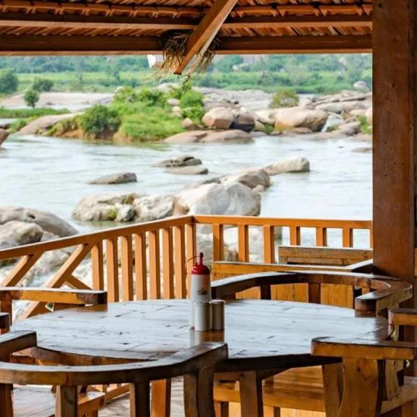 Leo Woods Hampi River view，位于Munirābād的酒店