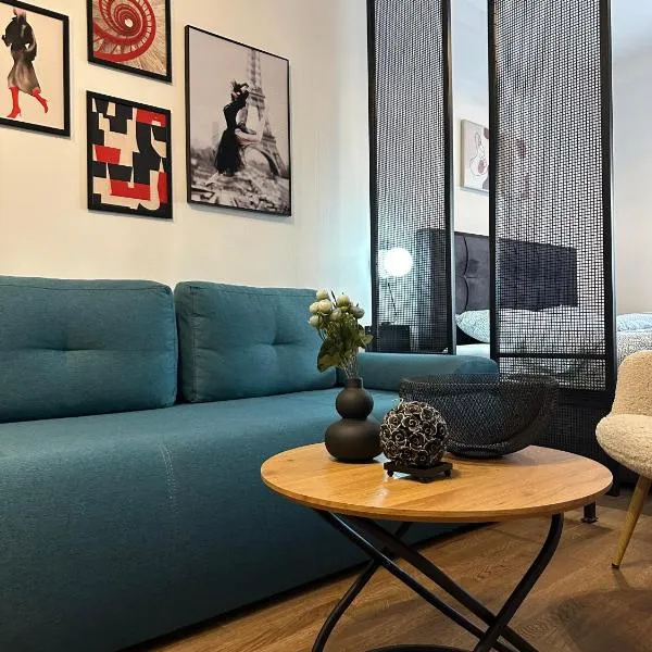 Sleep&Fly Belgrade，位于Ledine的酒店