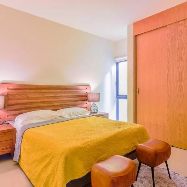Bonito condo Zona Dorada con Piscina y Cochera，位于马萨特兰的酒店