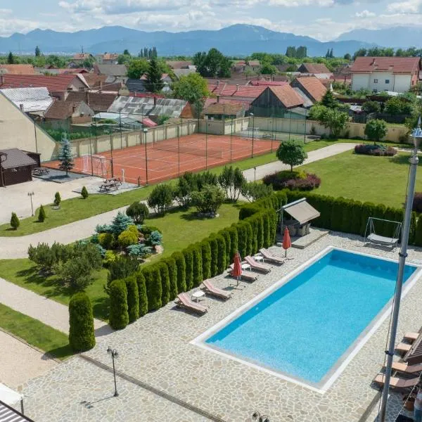 Domeniul Burzenland，位于Hălchiu的酒店