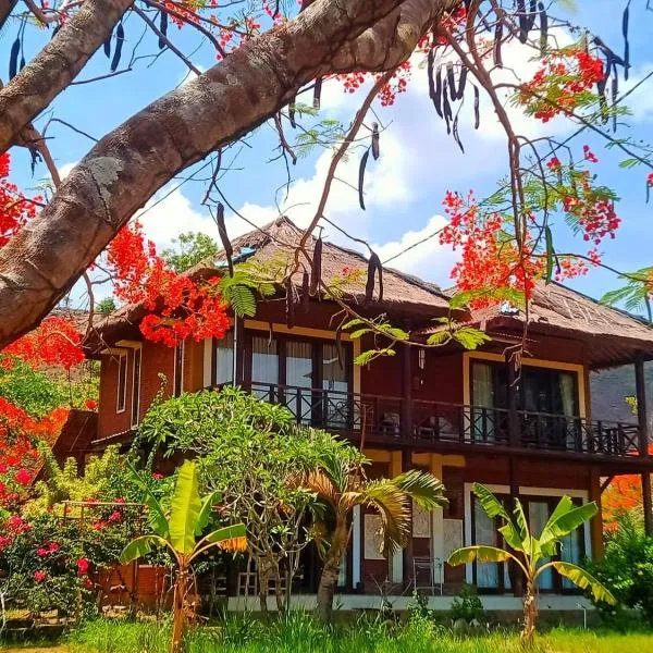 Lombok Villas, Villa PaoPao，位于Labuhanpoh的酒店