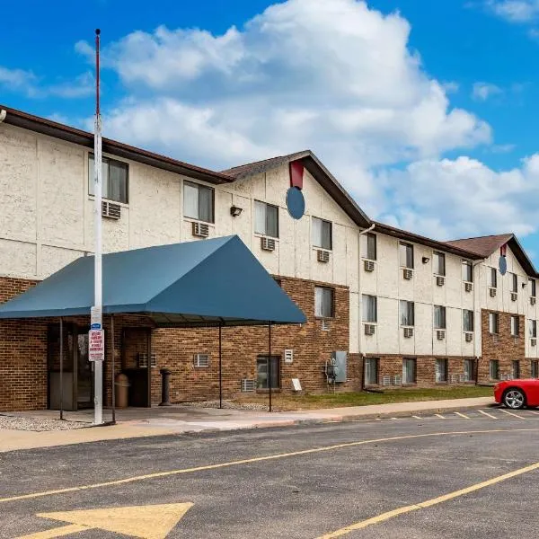 Econo Lodge Inn & Suites，位于Auburn的酒店