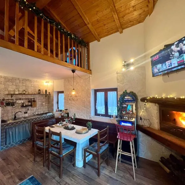 Piccolo Casale antica fonte，位于Villecollefegato的酒店