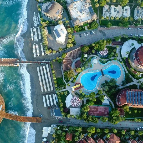 Palmeras Beach Hotel Ultra All Inclusive，位于科纳克勒的酒店