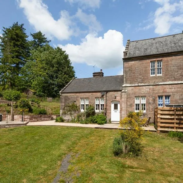 Laundry Cottage: Drumlanrig Castle，位于Moniaive的酒店