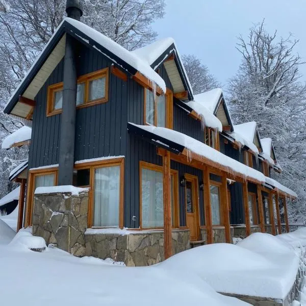 Las Elcira Ski & Lodge，位于维拉梅利奎纳的酒店