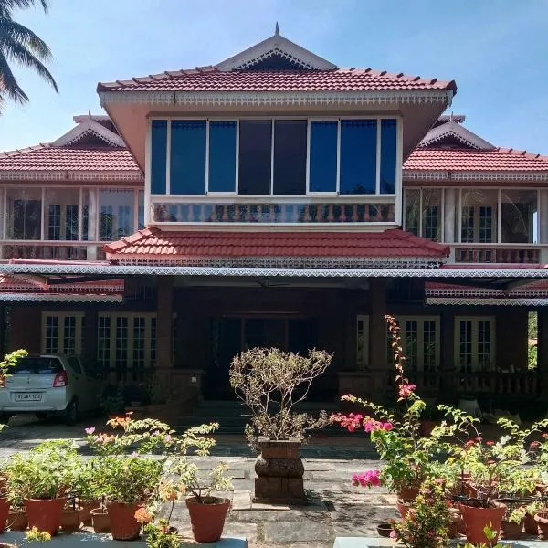 Pournami Home Stay，位于德里久尔的酒店