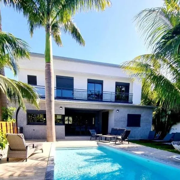 Villa Fleur de Coco - 8p. - piscine privée - haut standing，位于圣皮埃尔的酒店