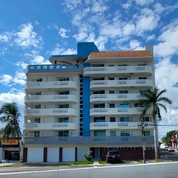 "Condominio Américas"，位于博卡德尔里奥的酒店