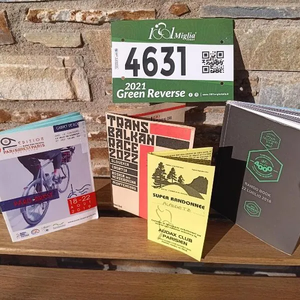 Stone House - Bike Friendly Home，位于埃泽萨的酒店