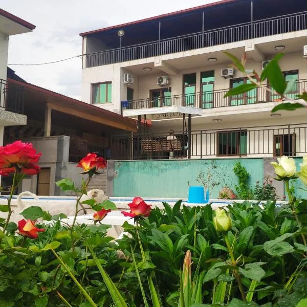 APEX Rest house of 10 rooms and pool，位于Shahumyan的酒店