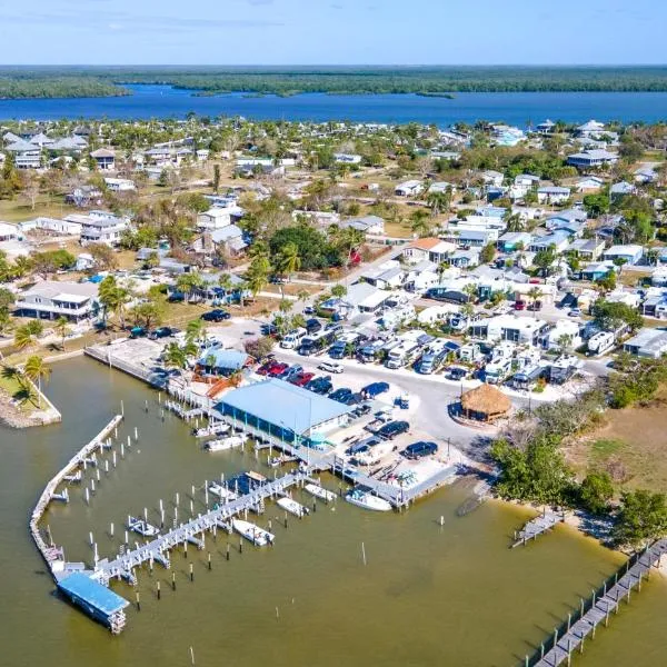 Chokoloskee Island RV Park，位于大沼泽地市的酒店