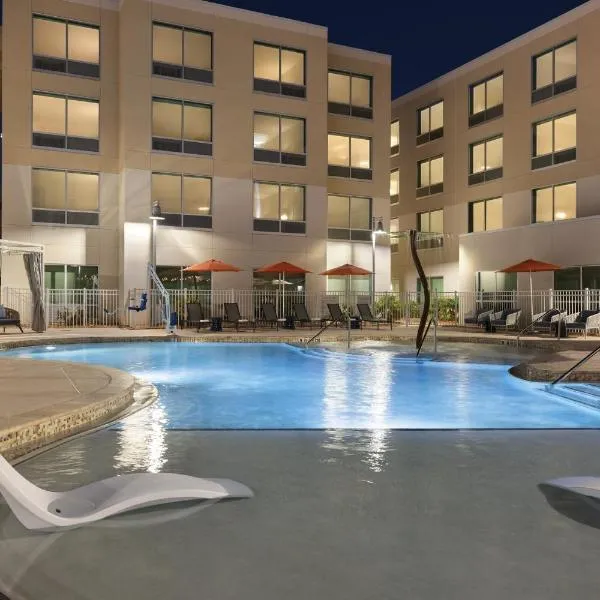 Holiday Inn Express Cape Canaveral by IHG，位于卡纳维拉尔角的酒店