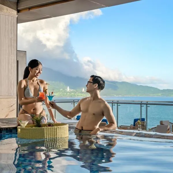 BlueSun Danang Beach Hotel，位于岘港的酒店