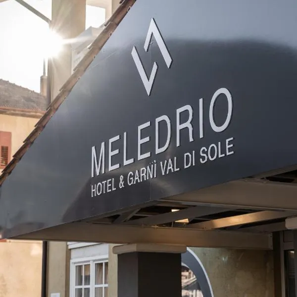 Hotel garni Meledrio，位于Piazzola的酒店