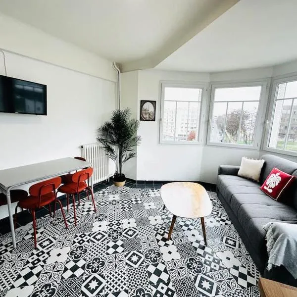 Le Gentil Rooftop，位于让蒂伊的酒店