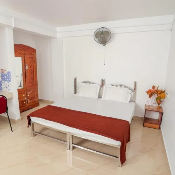 EL LORA RESlDENCY，位于蒙纳的酒店