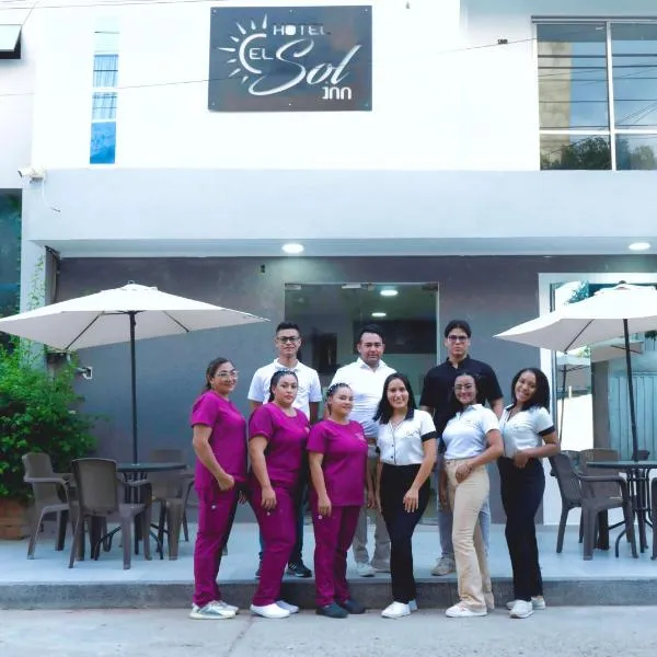 Hotel El Sol Inn，位于Agua Blanca的酒店