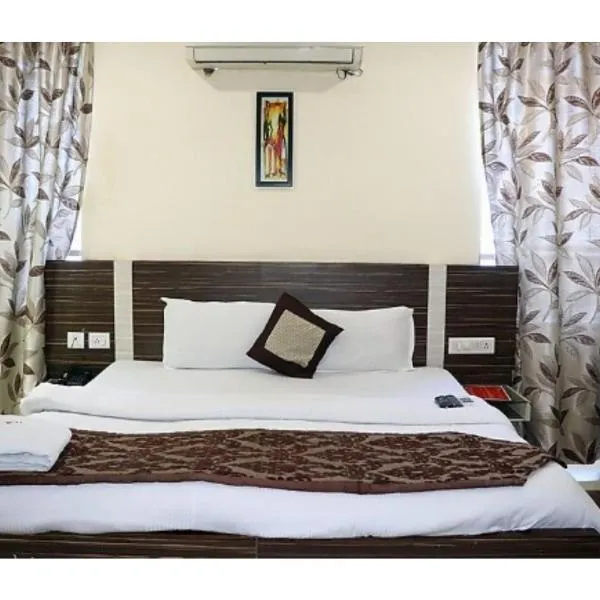 Hotel Swayam, Jabalpur，位于贾巴尔普尔的酒店