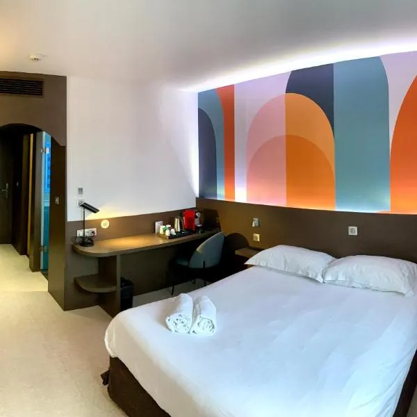 B&B HOTEL Saint-Avold Nord，位于柯哲斯瓦尔德拉克鲁瓦的酒店
