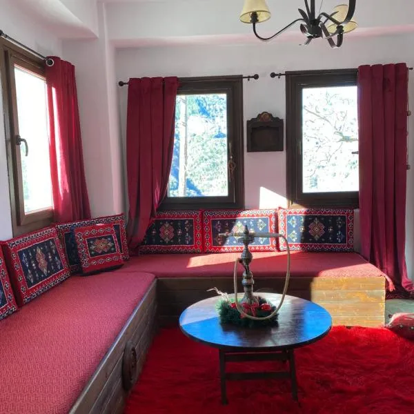 La casa Varsani，位于阿尼利奧迈措翁的酒店
