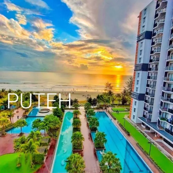 PUTEH Timurbay Beachfront Private Suite Kuantan，位于Kampong Chengal Lempong的酒店