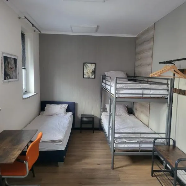 Rooms4Rest Bokserska - Private rooms for tourists，位于华沙的酒店