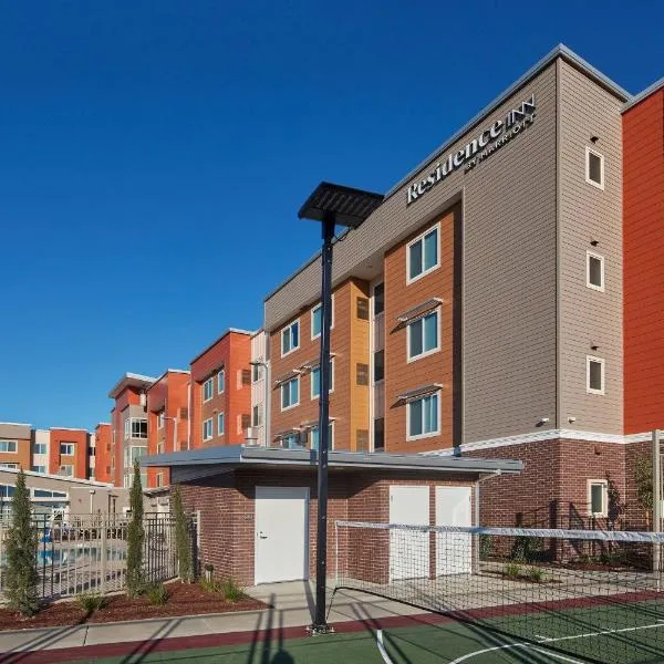 Residence Inn Sacramento Davis，位于戴维斯的酒店