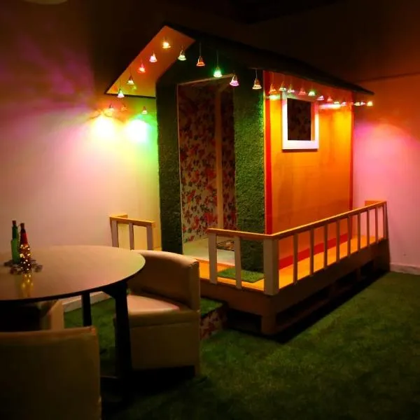 Dk's Paradise Homestay，位于阿格拉的酒店