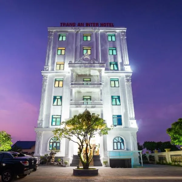 Trang An International Hotel，位于Diem Giang的酒店