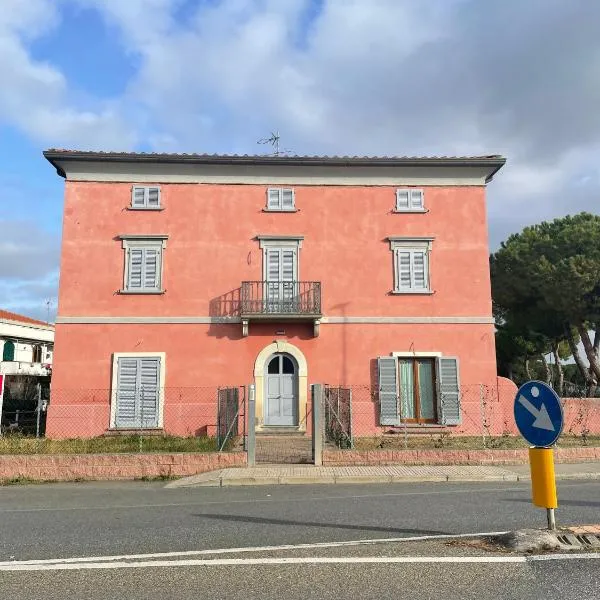 Casa vacanze Le due torri，位于瓦达的酒店