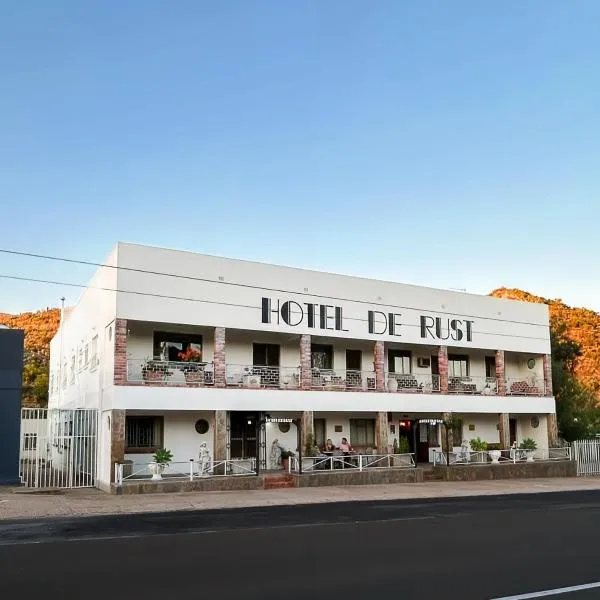 Hotel De Rust，位于De Rust的酒店