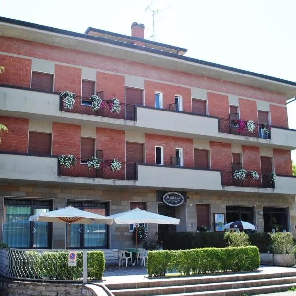 马里奥酒店，位于Quercioso的酒店