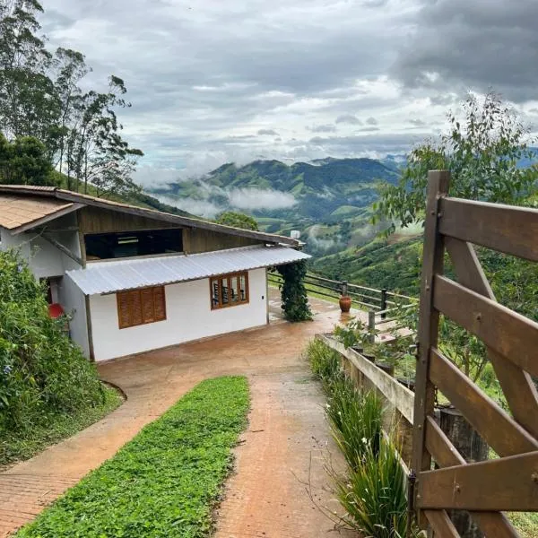 Casa do lago com vista linda! - Somente Carro 4x4 ou fazemos translado sem custo，位于圣若泽杜斯坎普斯的酒店