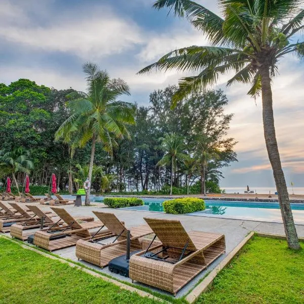 Estella Phuket Mai Khao Beach Resort，位于迈考海滩的酒店