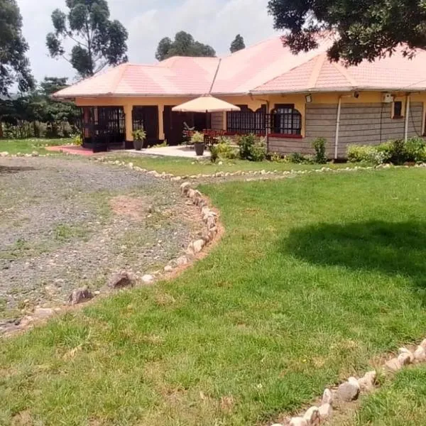 Esniko Villa，位于Narok的酒店