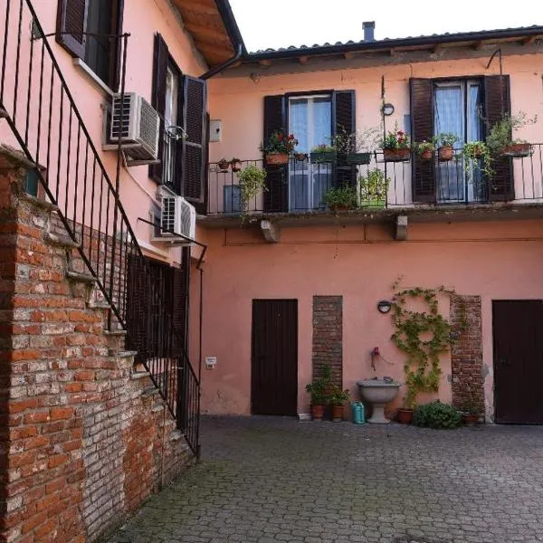 B&B Pavia Centro Ticino，位于帕维亚的酒店