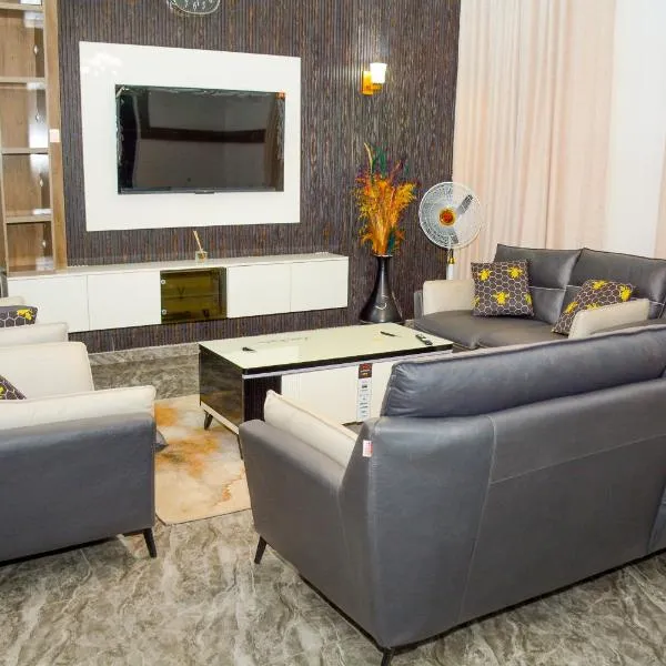Dabras Homes Kaduna，位于卡杜纳的酒店