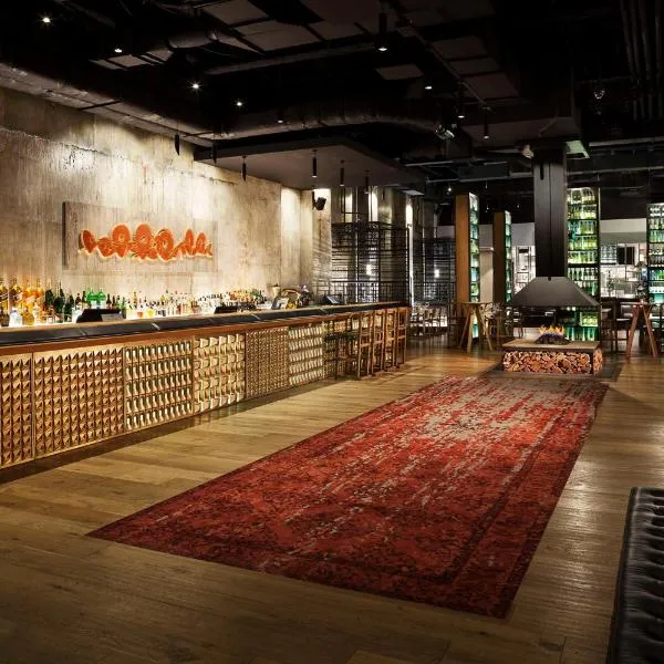 墨尔本希尔顿逸林酒店，位于墨尔本的酒店