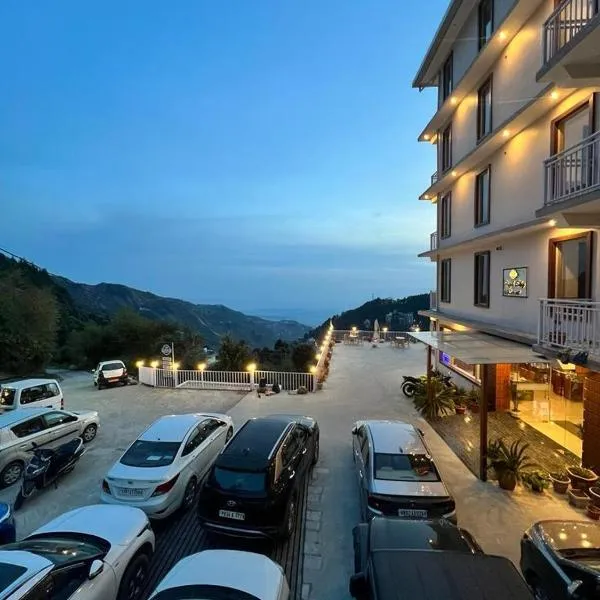 High Sky Resort，位于达兰萨拉的酒店