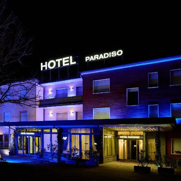 HOTEL PARADISO，位于San Giorgio di Piano的酒店