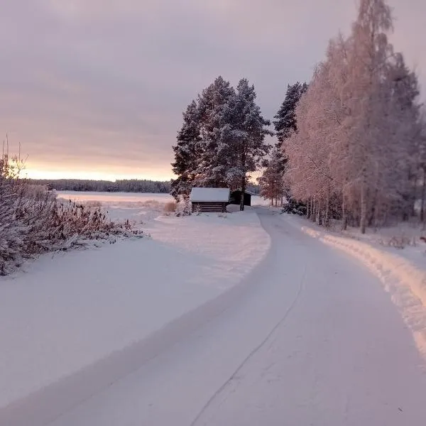 Kamchanod Resort Otermajärvi Vaala Oulu，位于Vaala的酒店