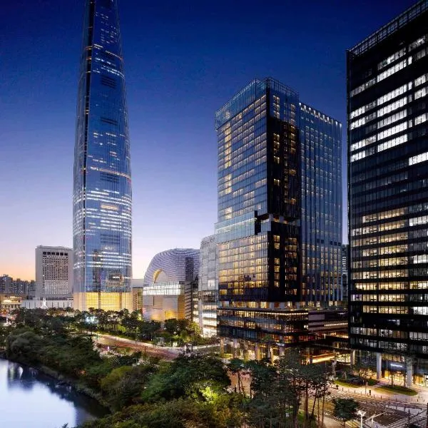 Sofitel Ambassador Seoul Hotel & Serviced Residences，位于Handari的酒店